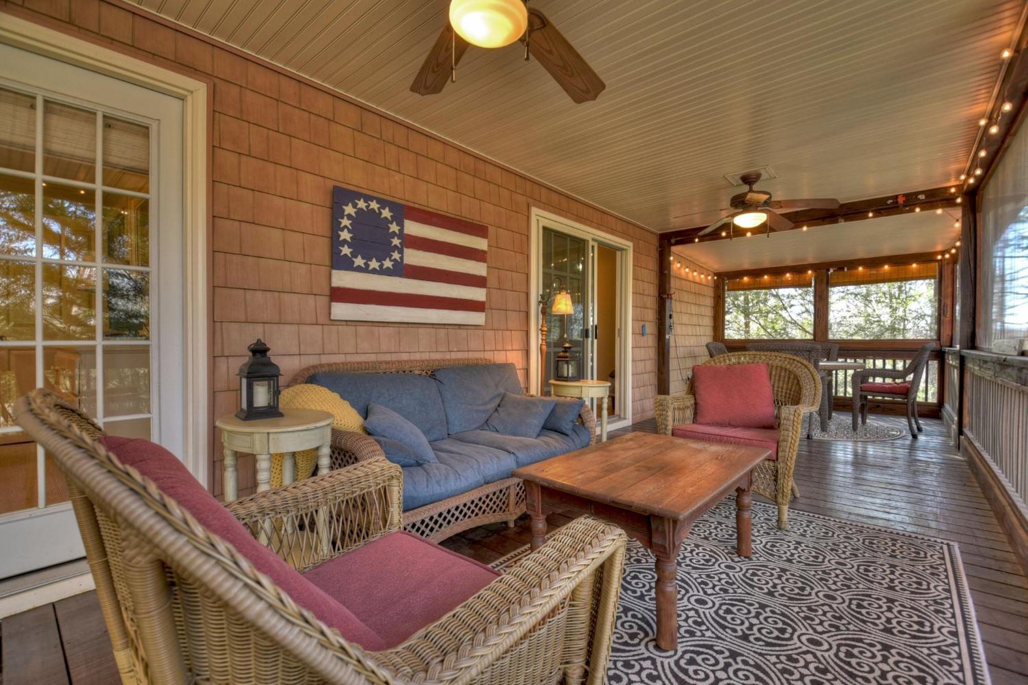 Southern Living Cottage Cozy Up By The Fire Relax On The Porch And Enjoy Peaceful Surroundings Blue Ridge Luaran gambar