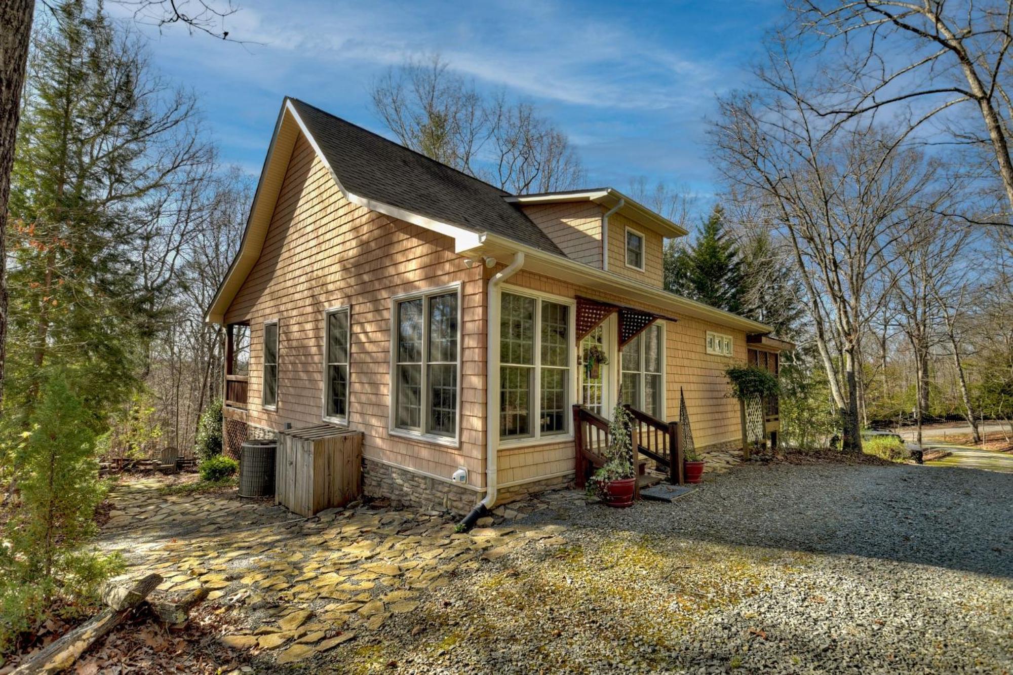 Southern Living Cottage Cozy Up By The Fire Relax On The Porch And Enjoy Peaceful Surroundings Blue Ridge Luaran gambar