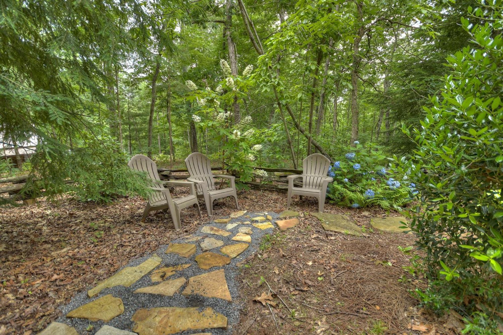 Southern Living Cottage Cozy Up By The Fire Relax On The Porch And Enjoy Peaceful Surroundings Blue Ridge Luaran gambar