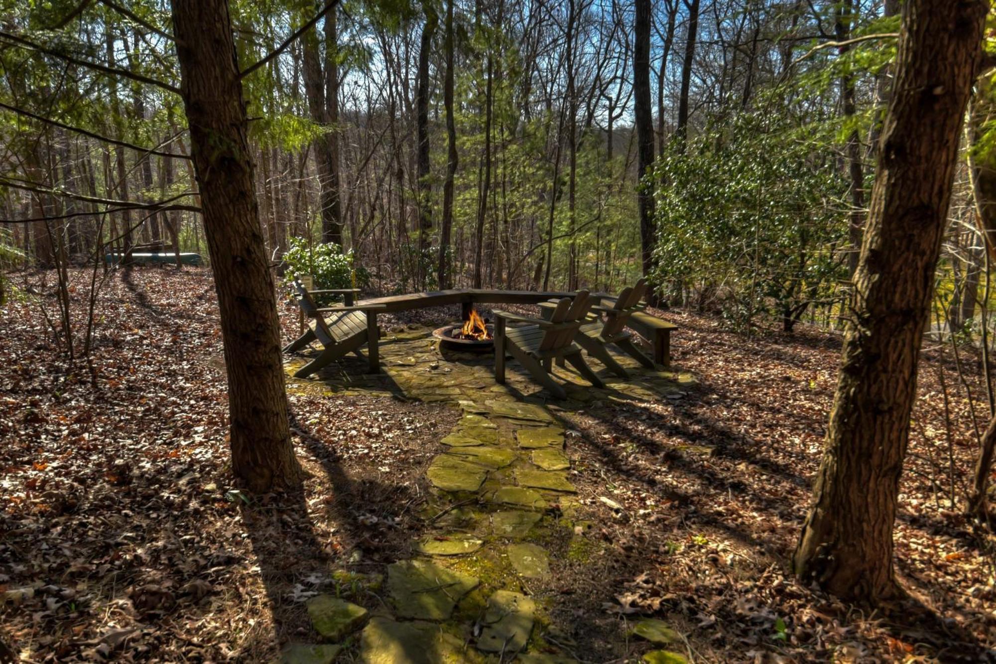Southern Living Cottage Cozy Up By The Fire Relax On The Porch And Enjoy Peaceful Surroundings Blue Ridge Luaran gambar